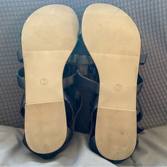 Bongo Gladiator Sandals - Picture 8 of 8